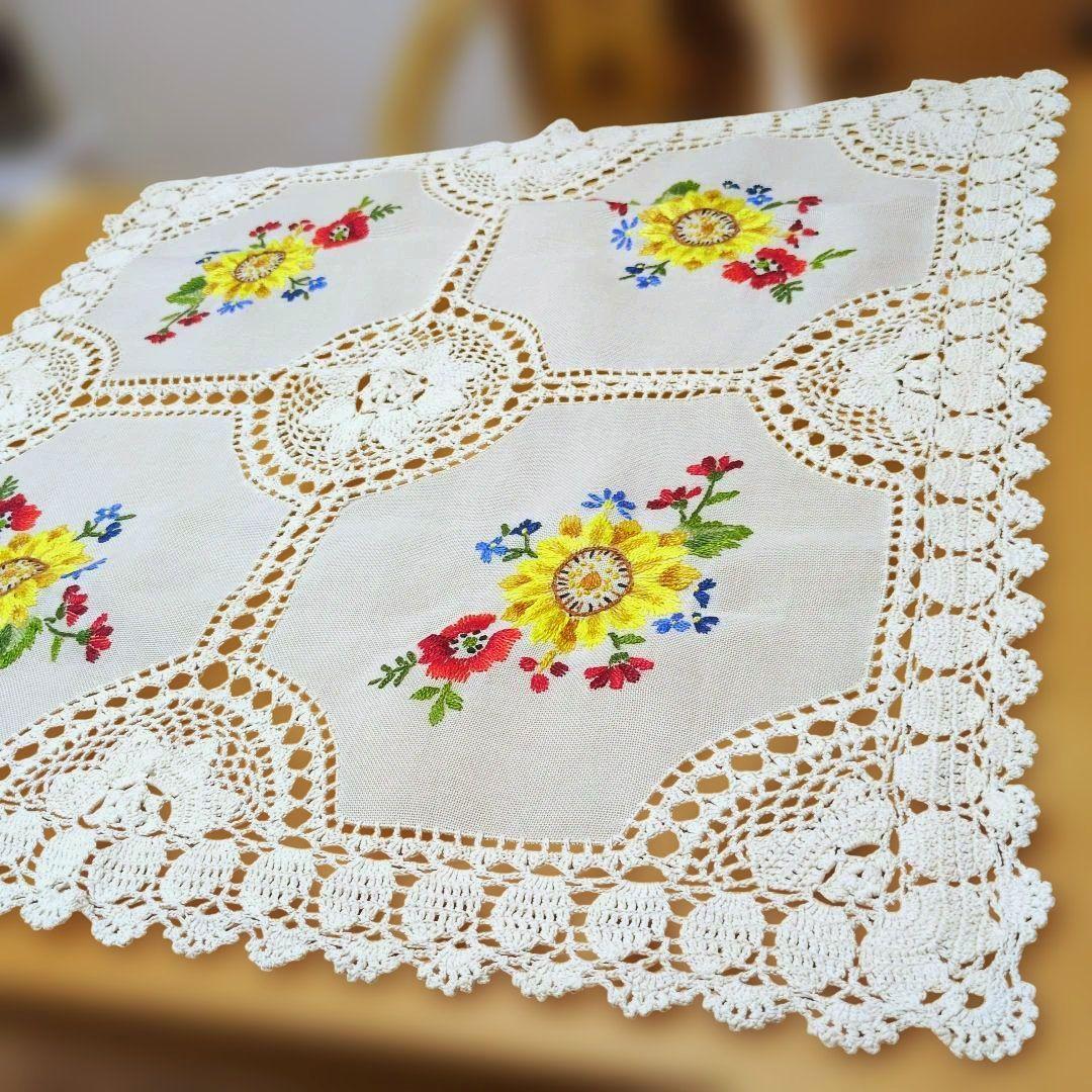 花柄刺繍レーステーブルクロス　大判　 ヴィンテージ 手刺繍　アンティーク