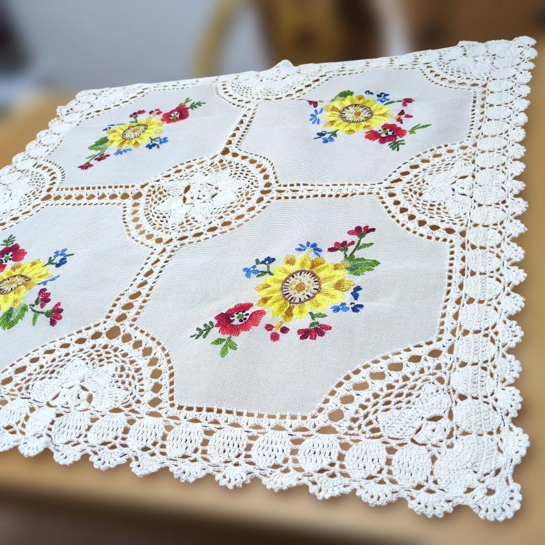 花柄刺繍レーステーブルクロス　大判　 ヴィンテージ 手刺繍　アンティーク