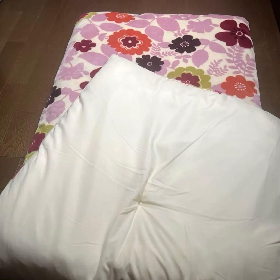 まなまな　ごろ寝長座布団2枚　添い寝敷布団　モリリン　花柄　レトロポップ柄