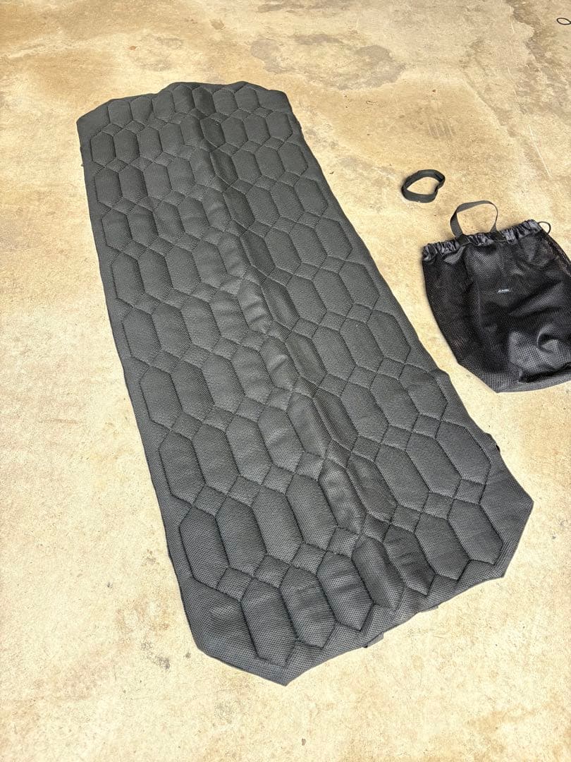 美品　ANOBA フルメッシュマット　ブラック