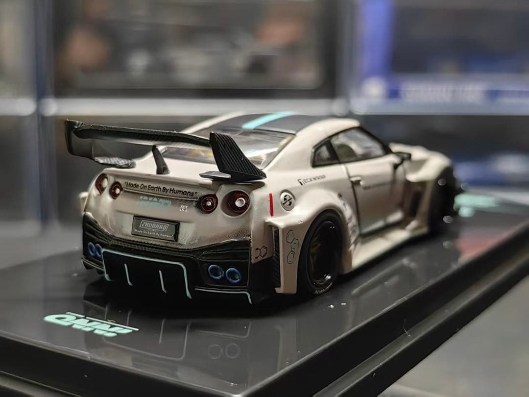 イノモデル 1/64 日産 GT-R R35 ワイドボディ HEC2025