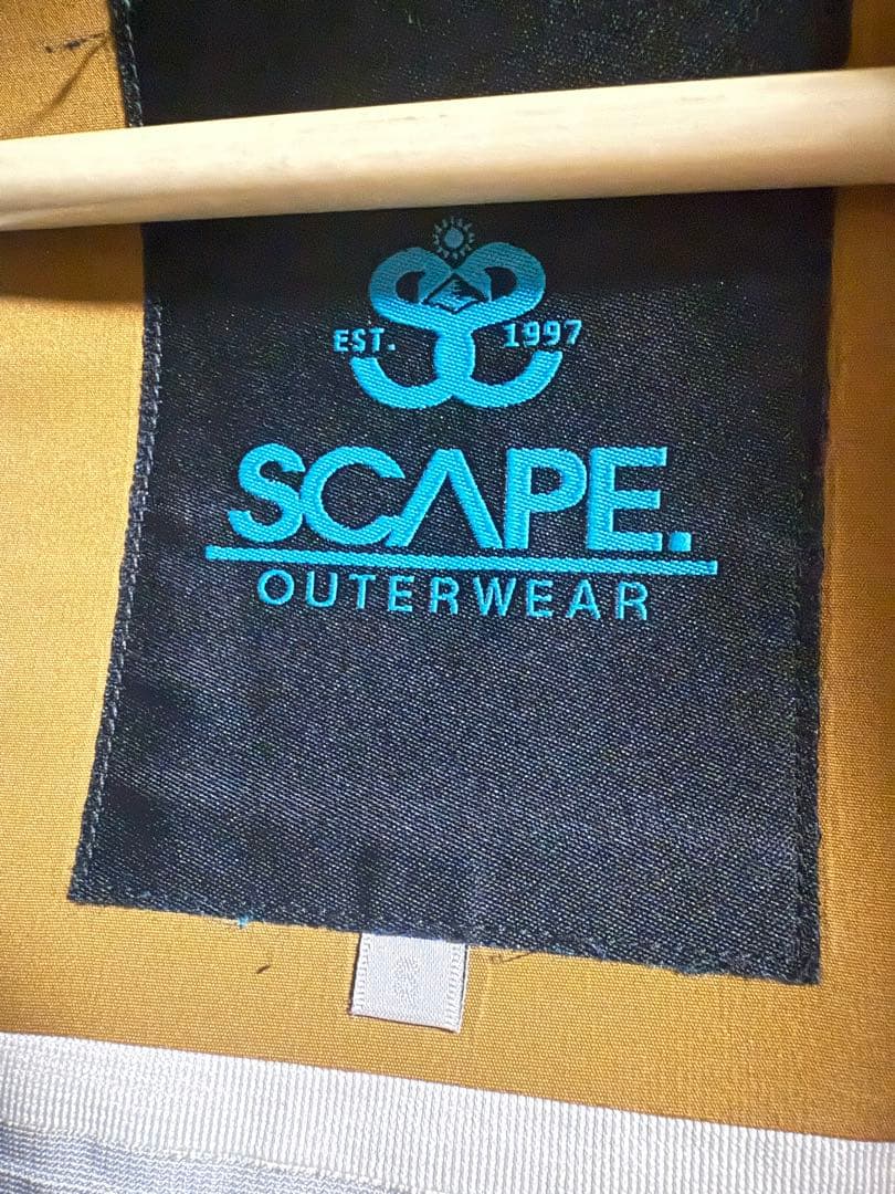 SCAPE OUTERWEAR スノーウェア