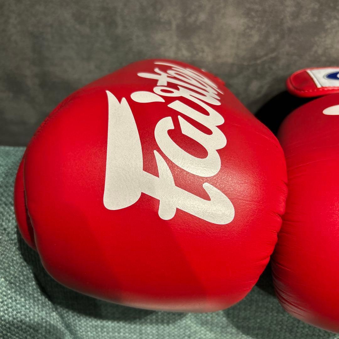 未使用 BVG19 Fairtex フェアテックス グローブ 10oz 赤