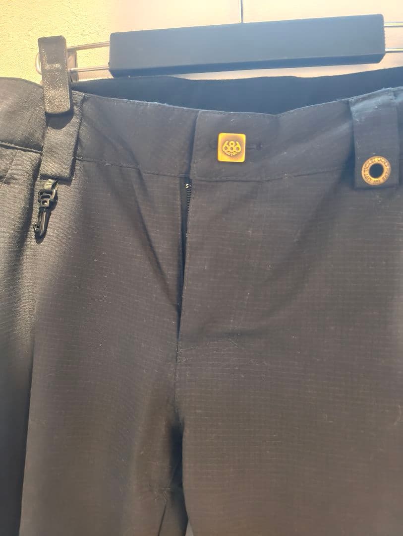686 シックスエイトシックススノーボードパンツスキニータイプブラック
