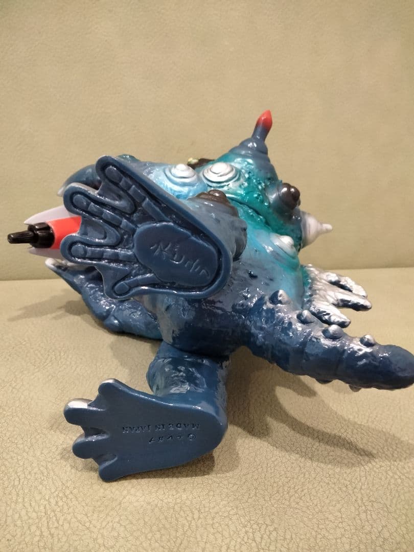 ソフビ　エレガブ　ネビュラ　izumonster 安楽安作　ブルマァク　怪獣