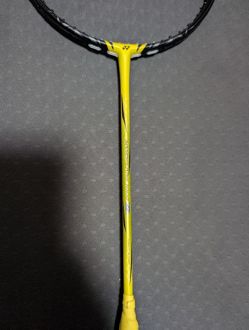 YONEX ナノフレア 1000z 4UG5