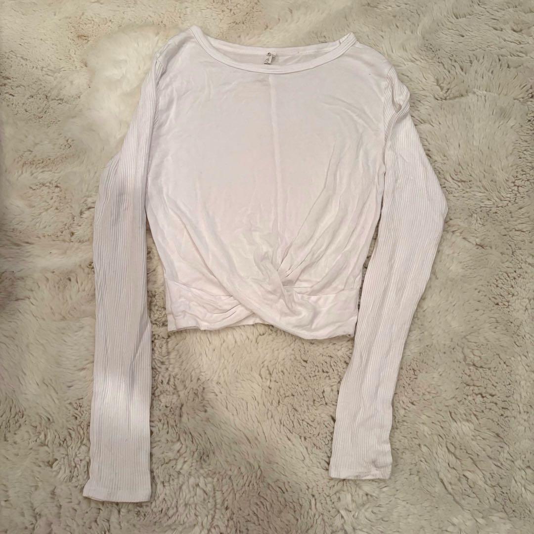ヨガ・ピラティス alo Cover Long Sleeve Top