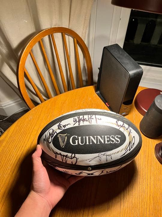 激レア！マニア必須 Cardiff Blues チームサイン入り試合球