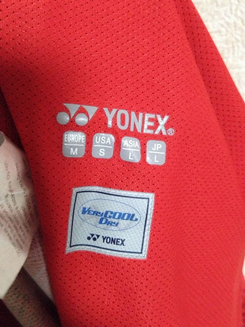 YONEXヨネックス ブラックレッドウェア上下セット