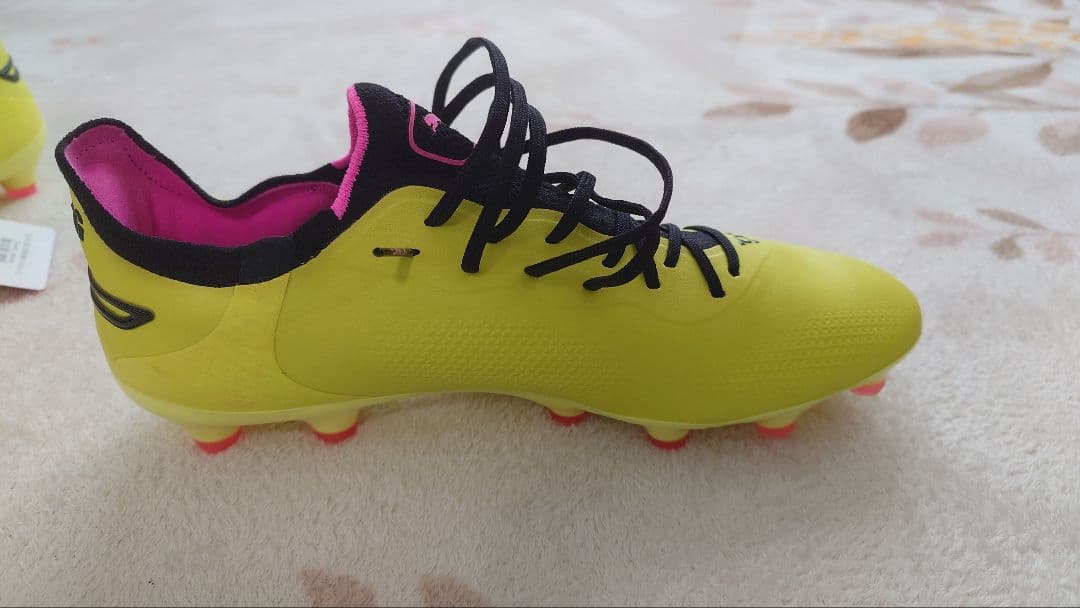 新品未使用 PUMA KING アルティメットHG 25.5