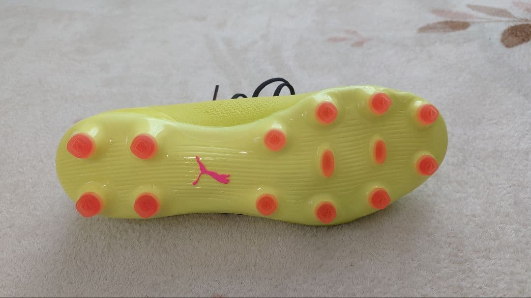 新品未使用 PUMA KING アルティメットHG 25.5