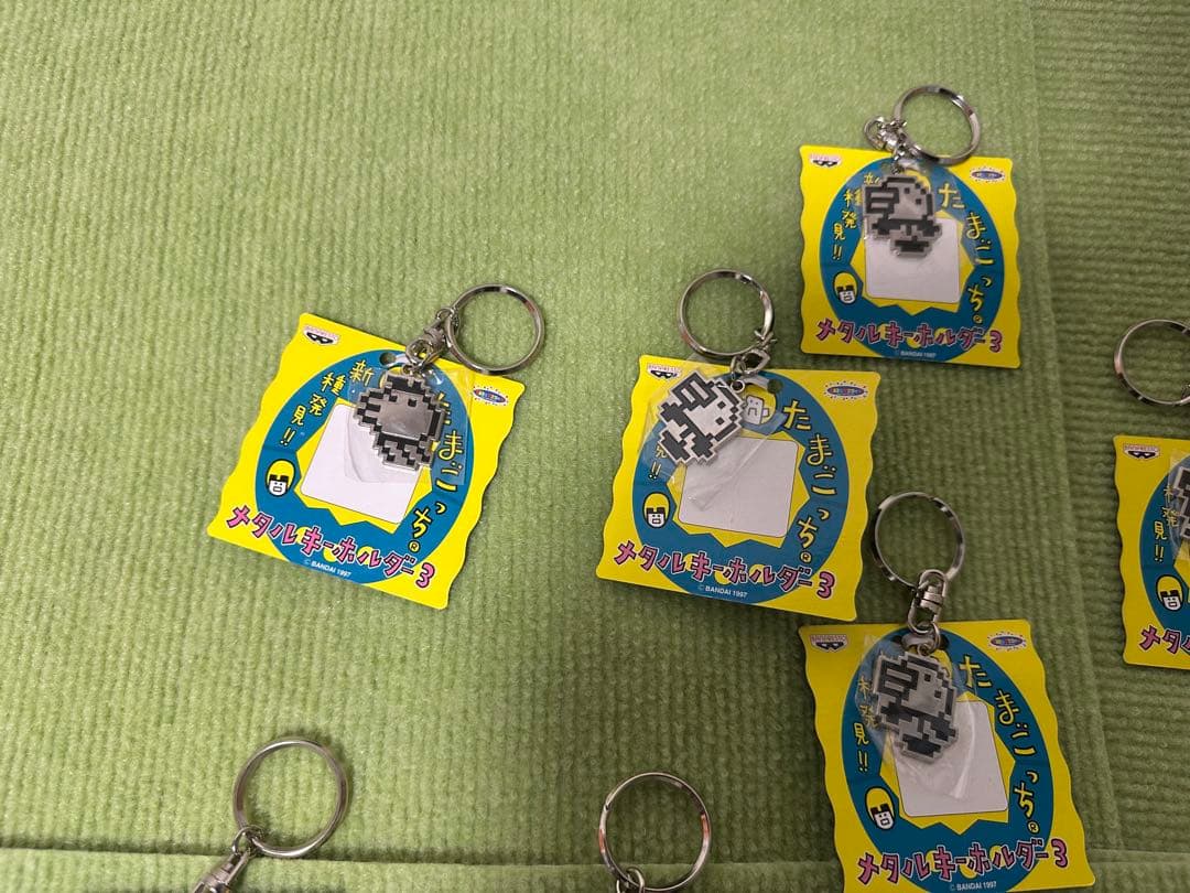 1997年 たまごっち　メタルキーホルダーセット