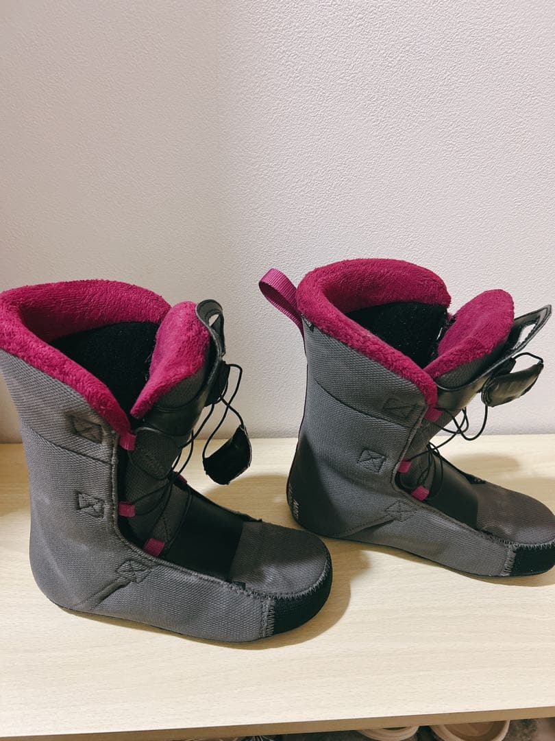 美品 Salomon Pearl スノーボードブーツ 23cm グレー/ピンク
