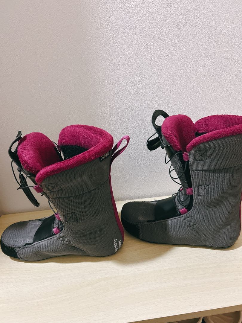 美品 Salomon Pearl スノーボードブーツ 23cm グレー/ピンク