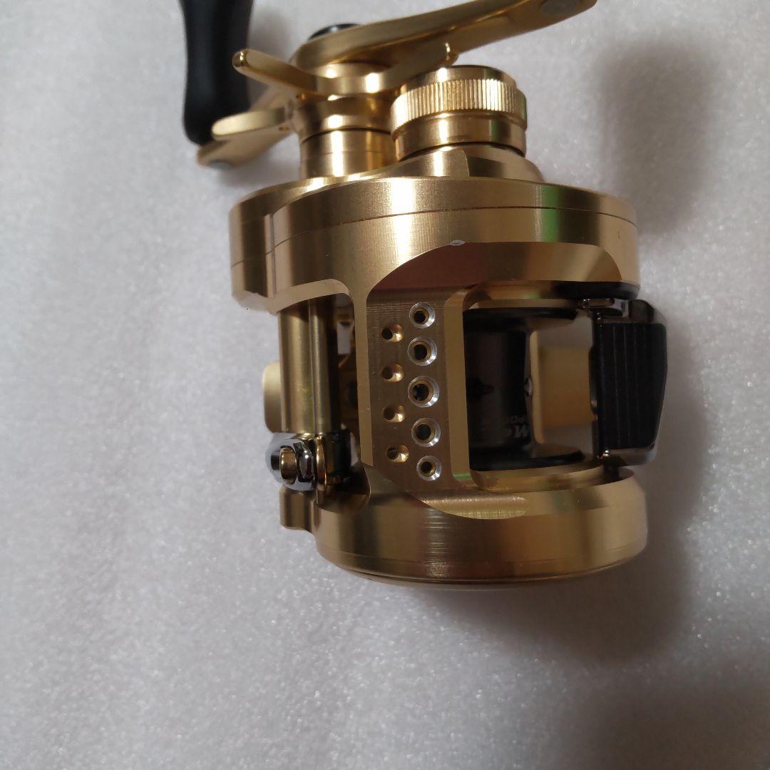 中古美品 シマノ 21 カルカッタ コンクエスト 100HG