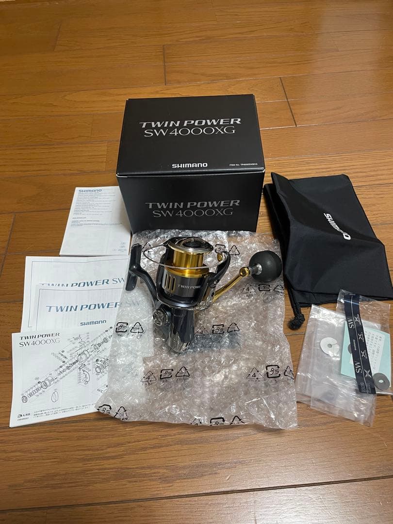 SHIMANO 15ツインパワーSW 4000XG スピニングリール