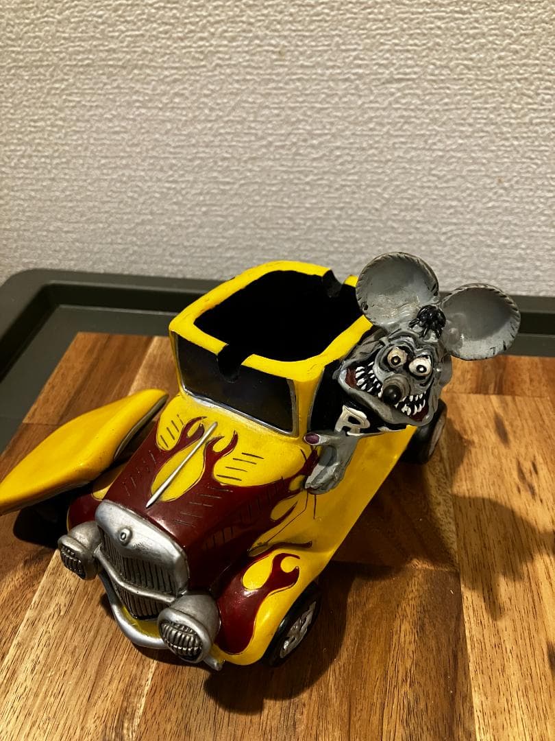 RAT FINKの灰皿とキーホルダーセット