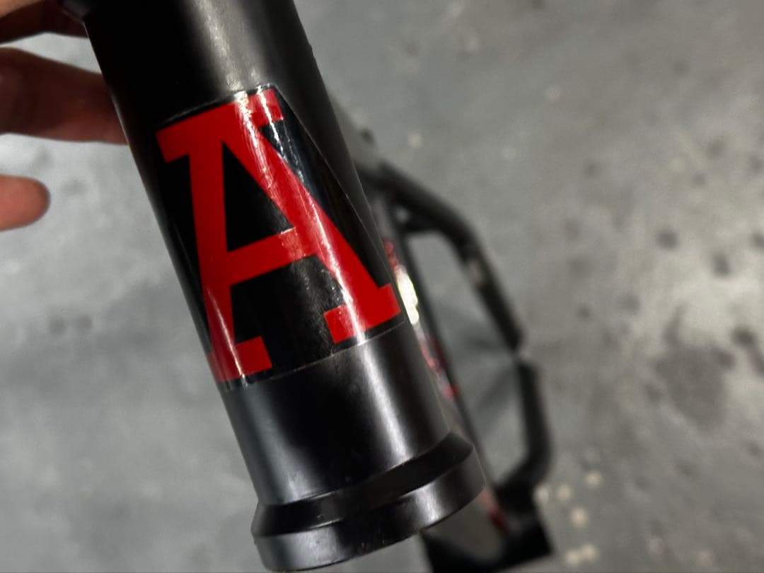 ACADEMY BMXフレーム Desire 21\"