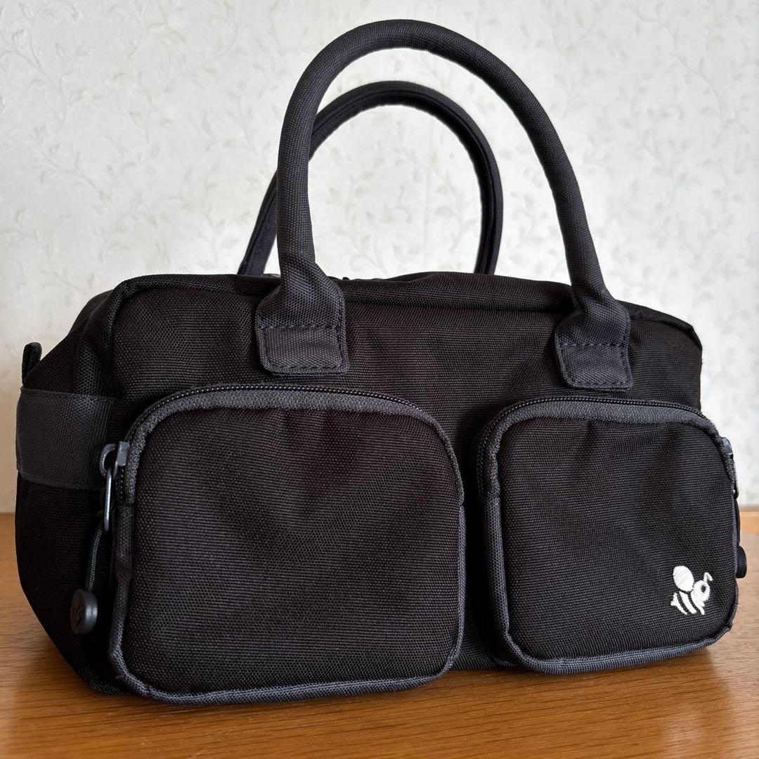 美品◆8YARDS◆ハチヤーズ カートバッグ ブラック 〈即完売品〉