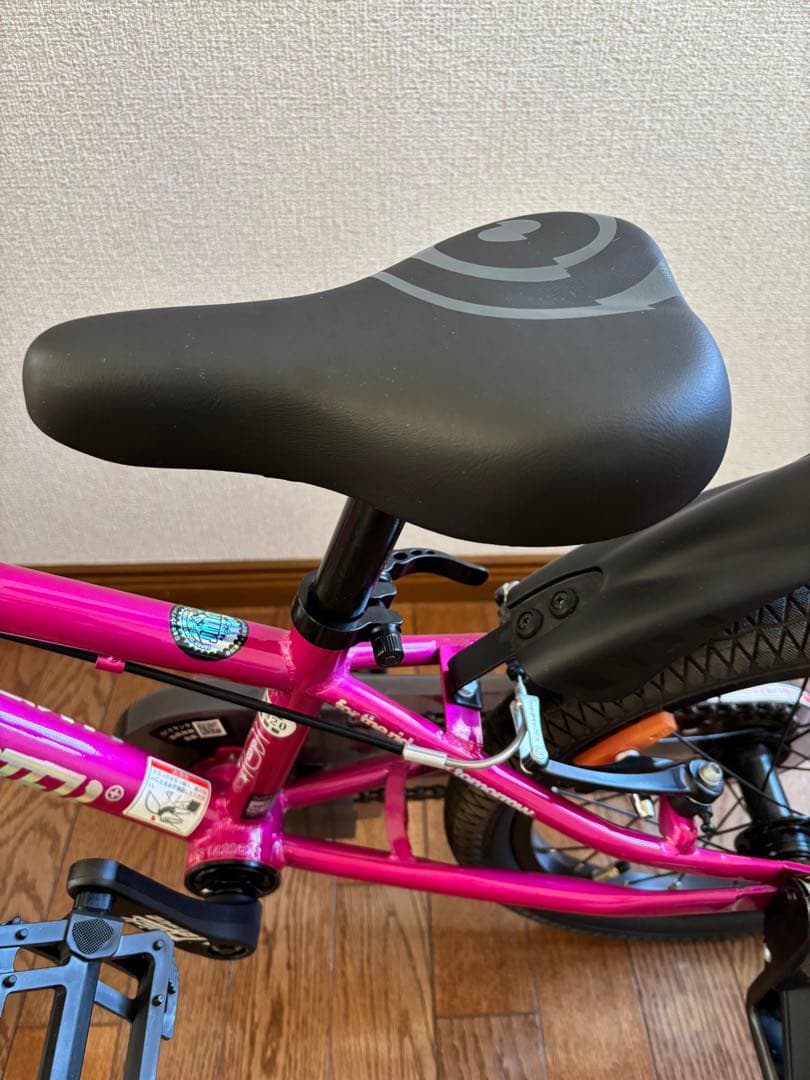 d-bike 子供用自転車 ピンク 補助輪付き　16インチ