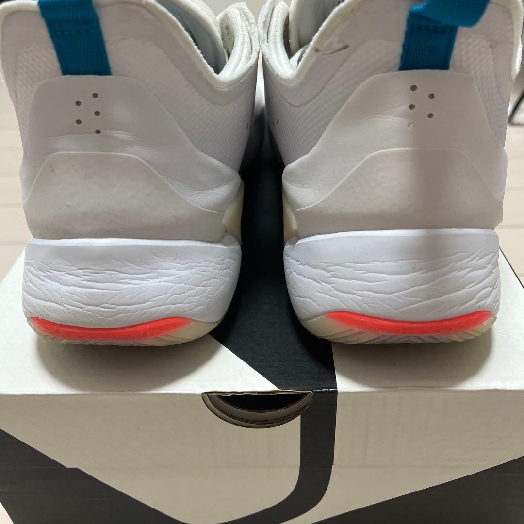 NIKE ルカ1 luka1 ホワイト/ネオターコイズブルー