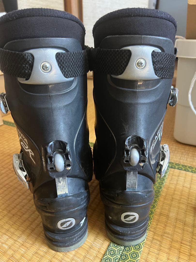 スカルパ SCARPA T2R 28.5cm テレマークスキーブーツ　75mm