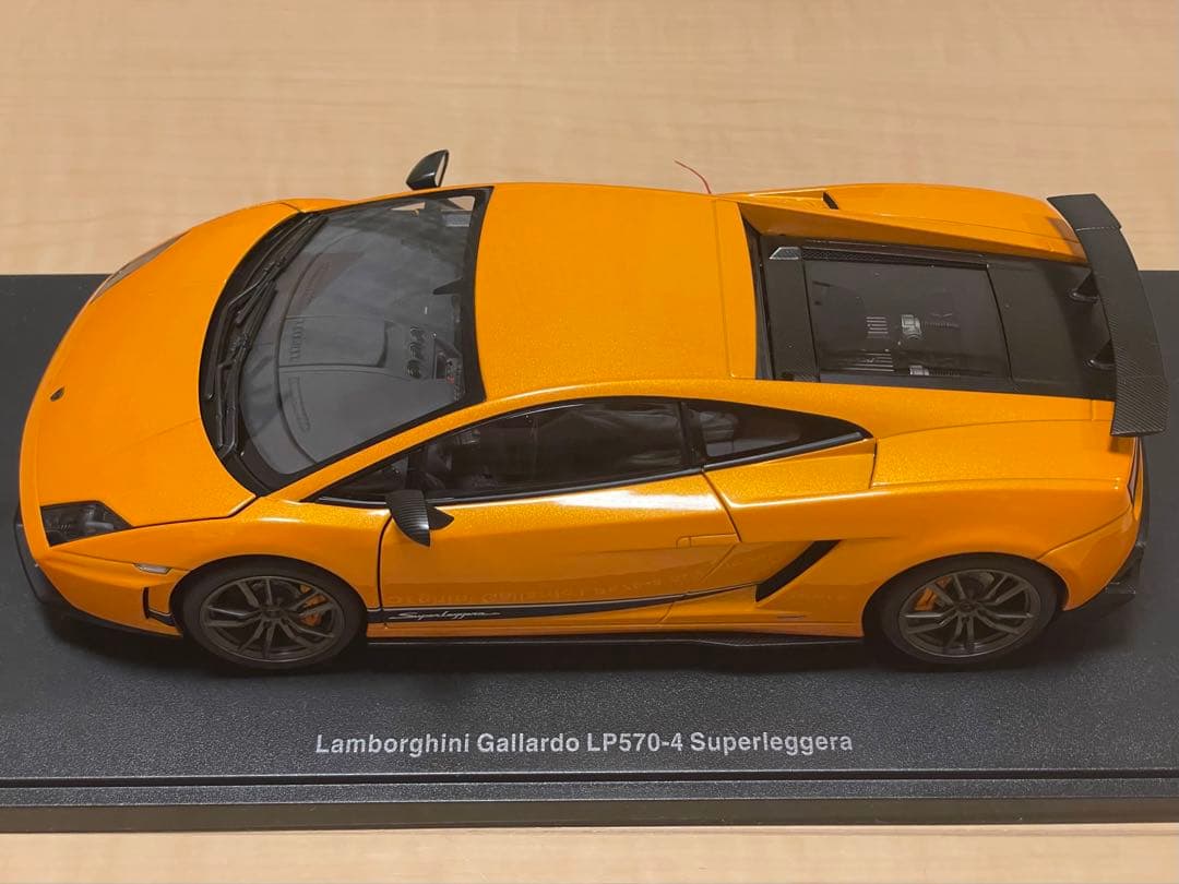 【美品】オートアートランボルギーニ ガヤルド LP570-4 スーパーレジェーラ