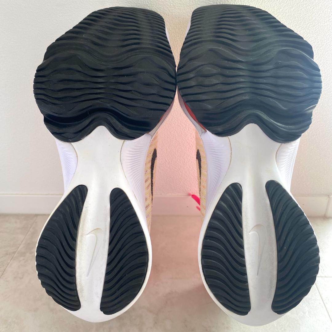 美品✨ナイキ 24.5 Nike W AIR ZOOM TEMPO NEXT%