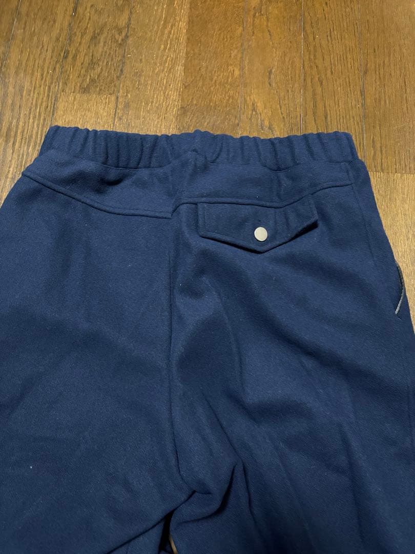 ☆レア商品☆Nike トレーニングパンツ ネイビー