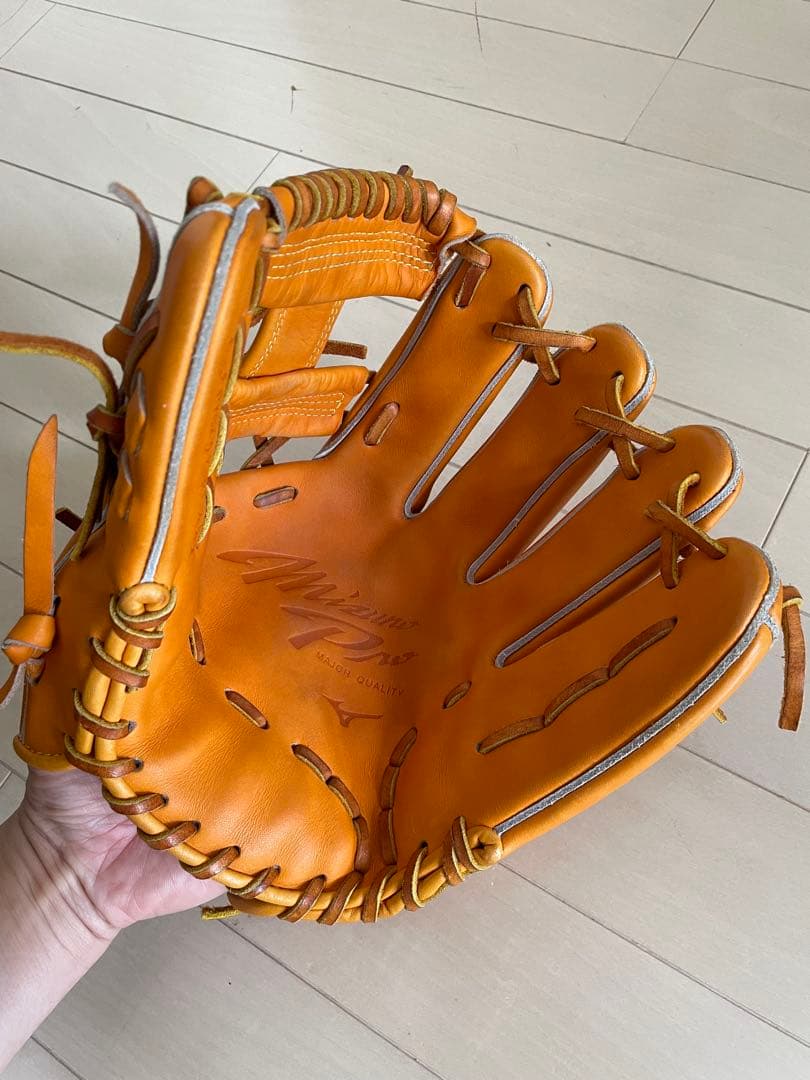美品ミズノプロ　BSSショップ限定　内野手用 Prexy Kip Leather