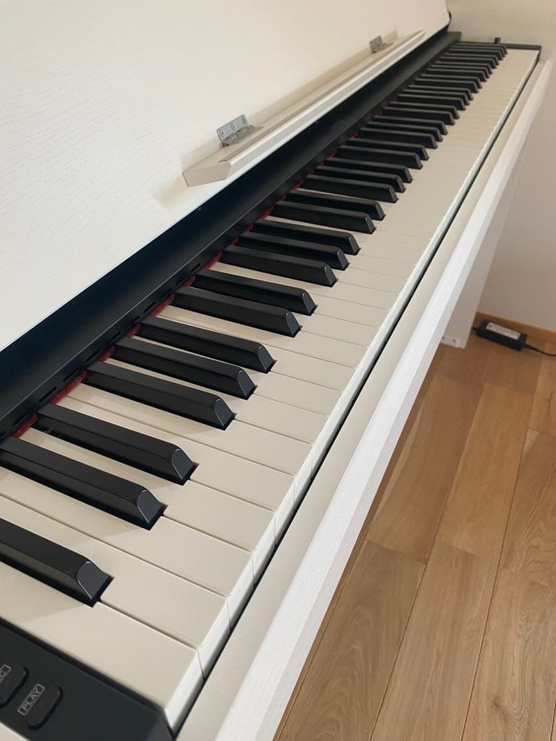 ジャンク品　YAMAHA 電子ピアノARIUS YDP-S51 ホワイト