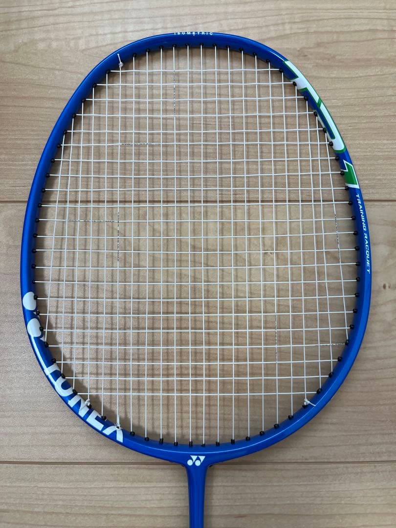 ラケット YONEX TR1