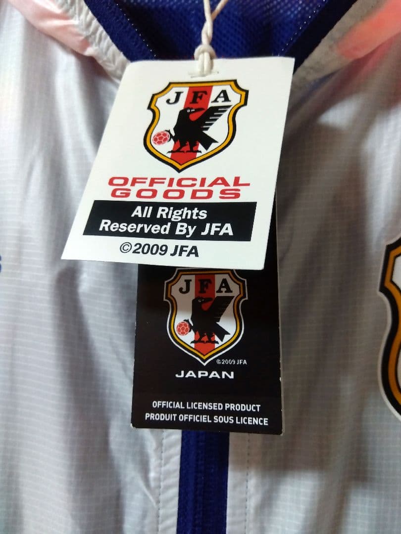 【タグ付き】サッカー日本代表2009 　　　　　　 アンセムジャケット／サイズＯ