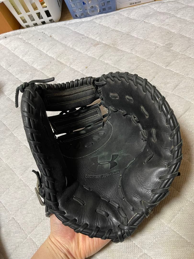 Under Armour GRB0215 黒 野球グローブ