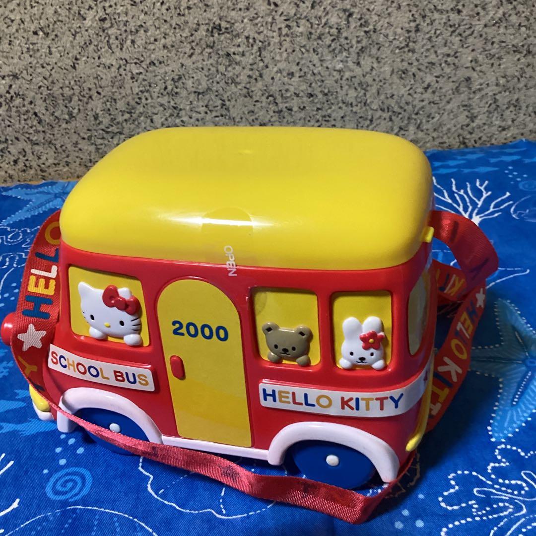 3502ハローキティスクールバス小物入れ &ハンカチ