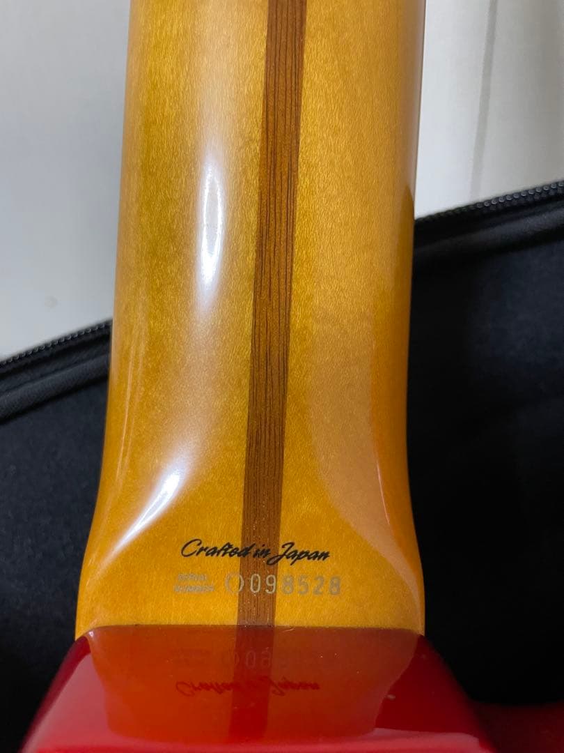 Fender Stratocaster レッド 日本製　ソフトケース付