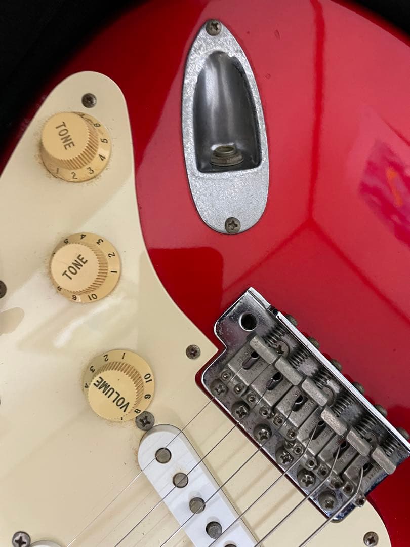 Fender Stratocaster レッド 日本製　ソフトケース付