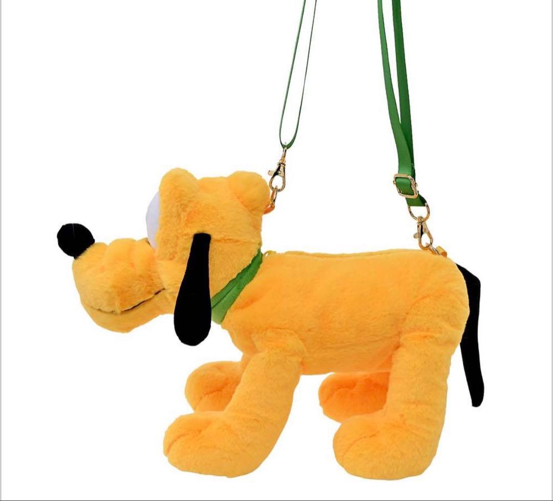 ディズニー　プルート マルチポシェット ぬいぐるみ風 手ぶらGoods