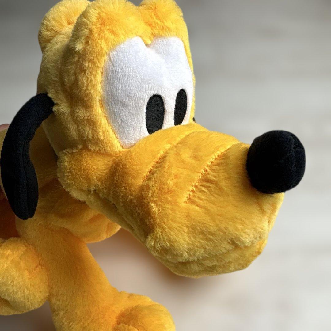 ディズニー　プルート マルチポシェット ぬいぐるみ風 手ぶらGoods