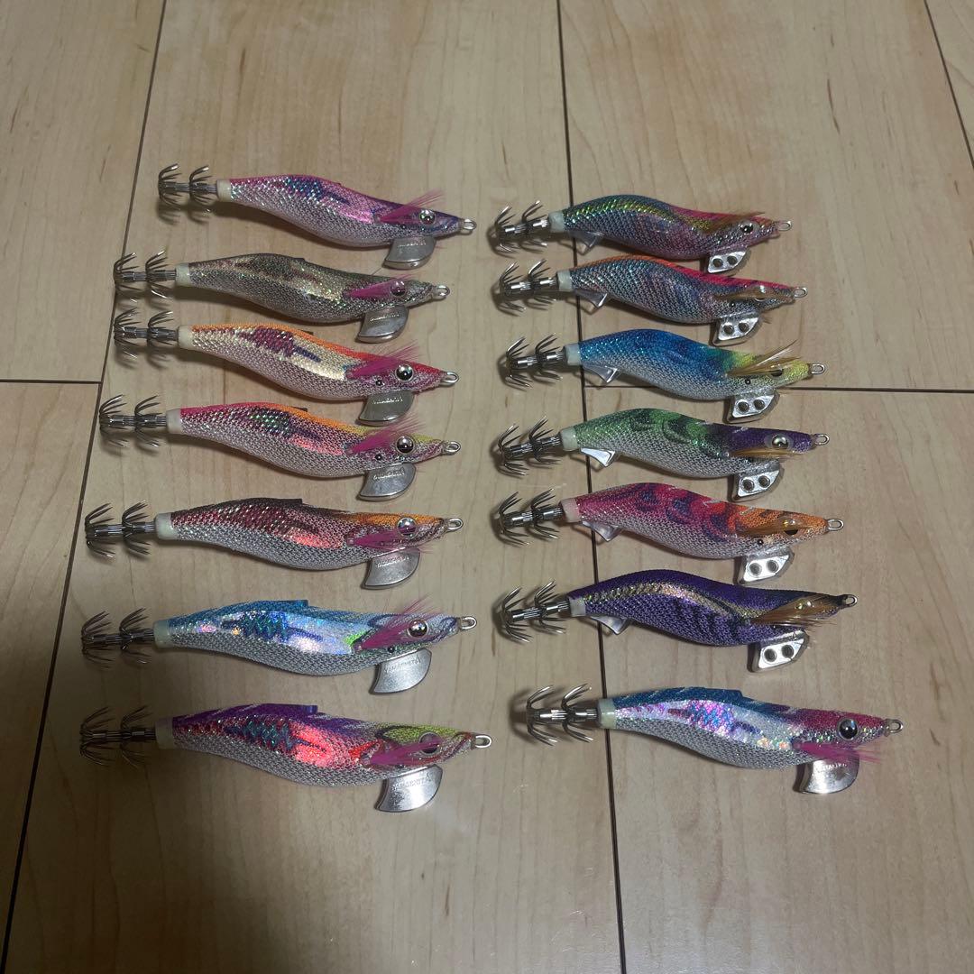 YAMASHITA エギ2.5号　24個セット DAIWA収納ボックス付き