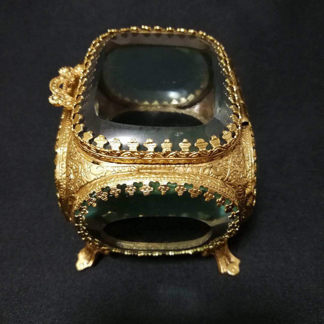 アンティーク風　ジュエリーボックス　猫足　ゴールド　ガラス