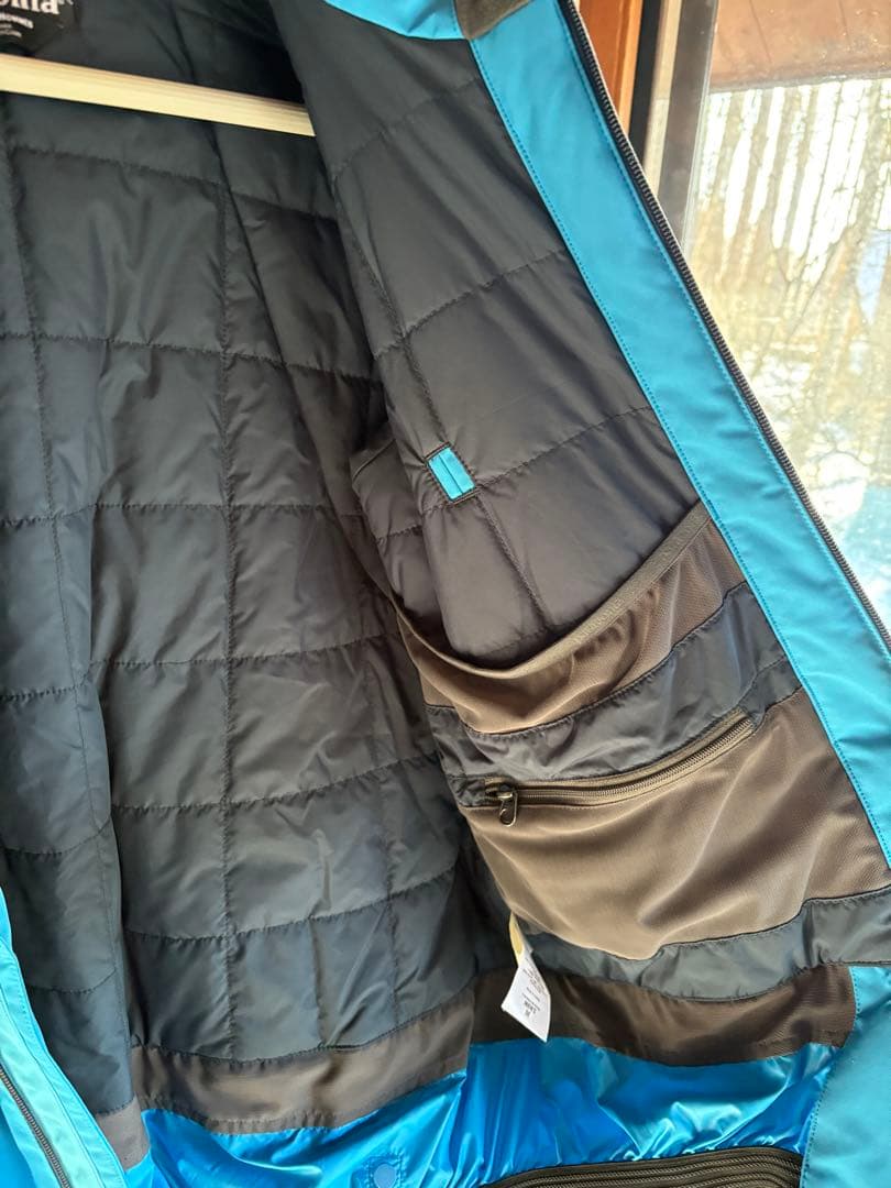 パタゴニア インサレーテッド パウダー ボウル ジャケット　Patagonia