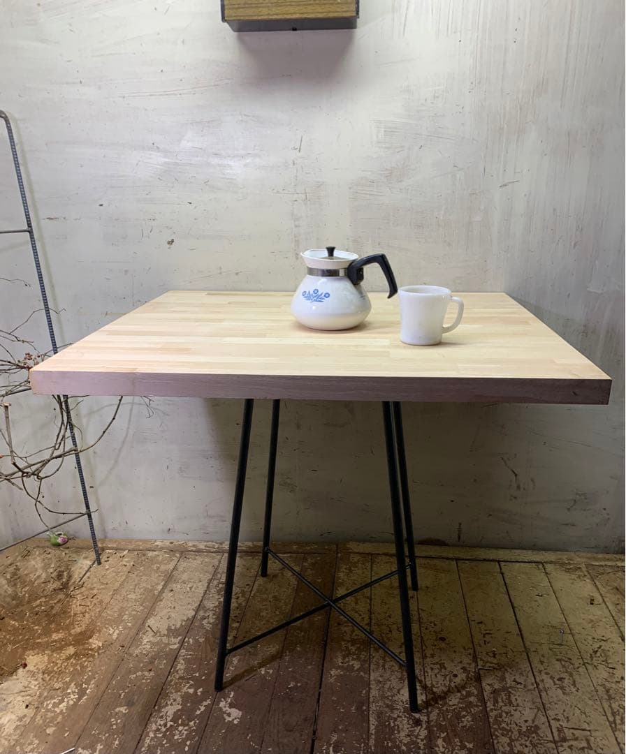 厚い天板アイアンレッグコーヒーテーブル　古家具
