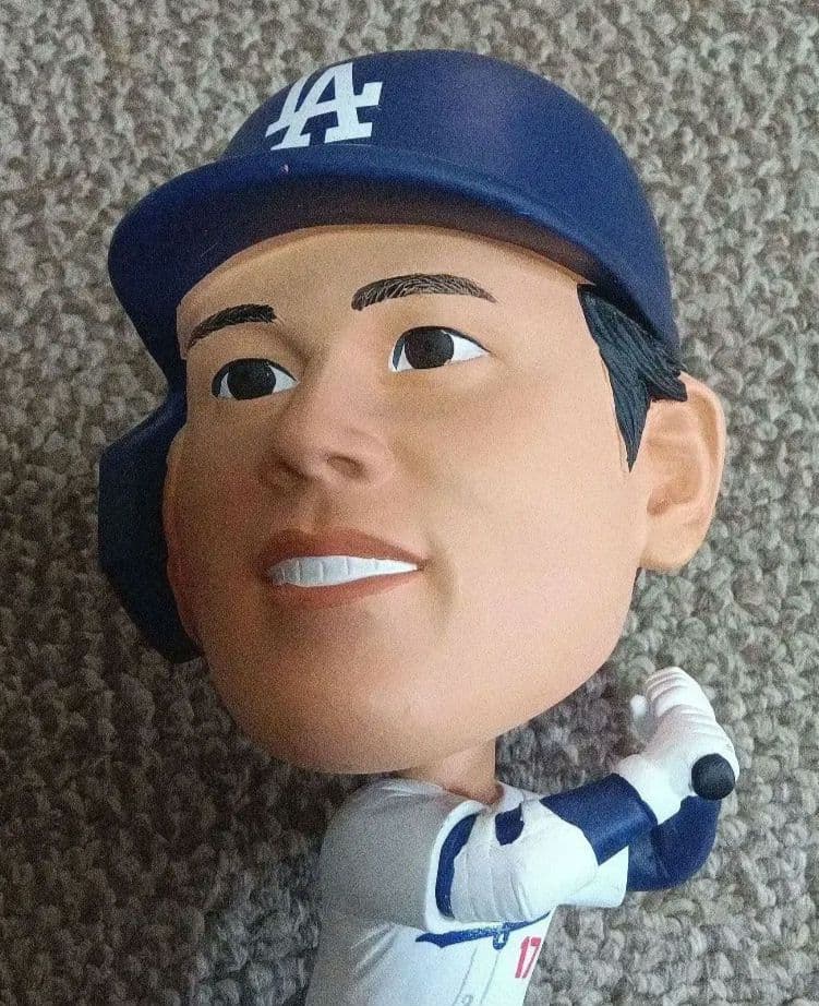 大谷翔平ドジャース初公式戦Seoul ビッグヘッドボブルヘッド 1024個限定