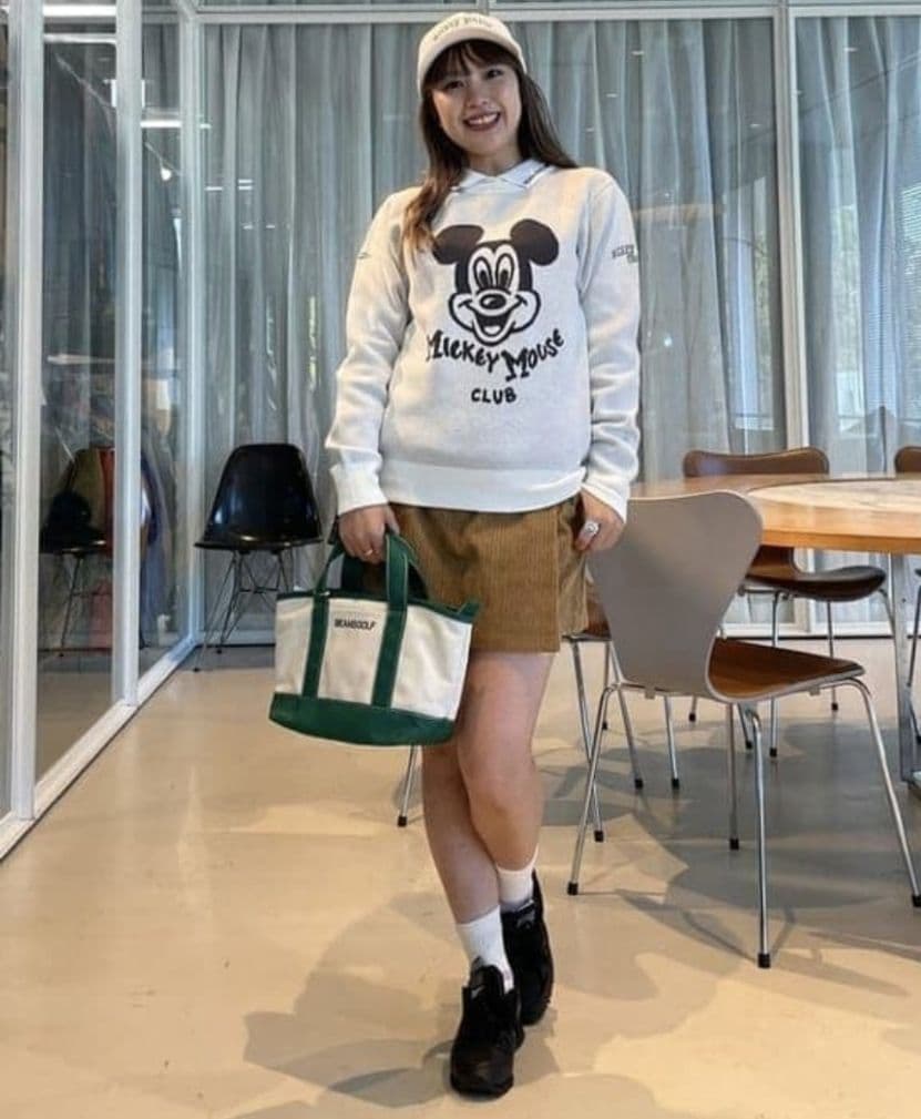 ★美品★BEAMS　GOLF　ディズニーニット　サイズ　M