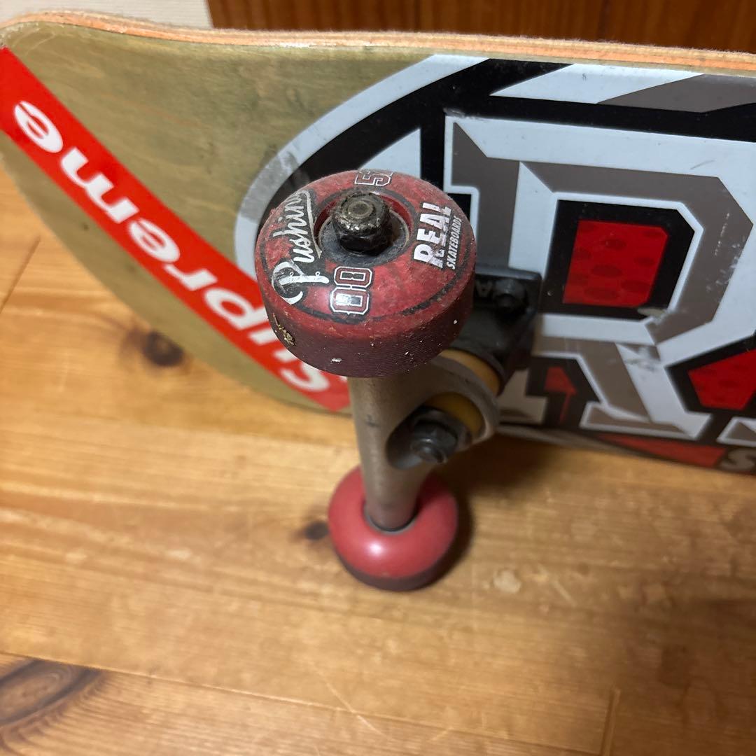REAL SKATEBOARDS スケートボード