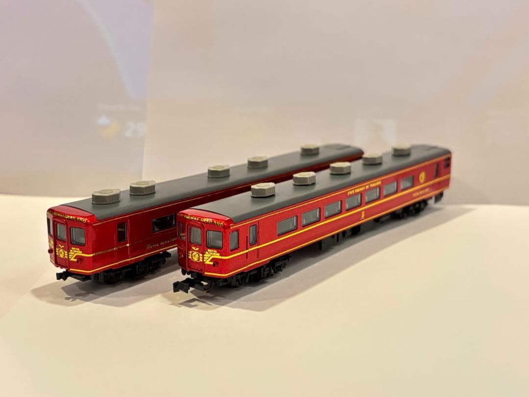 タイ国鉄 14系 ロイヤルブロッサム タイプ KATO加工品 (10-1138)