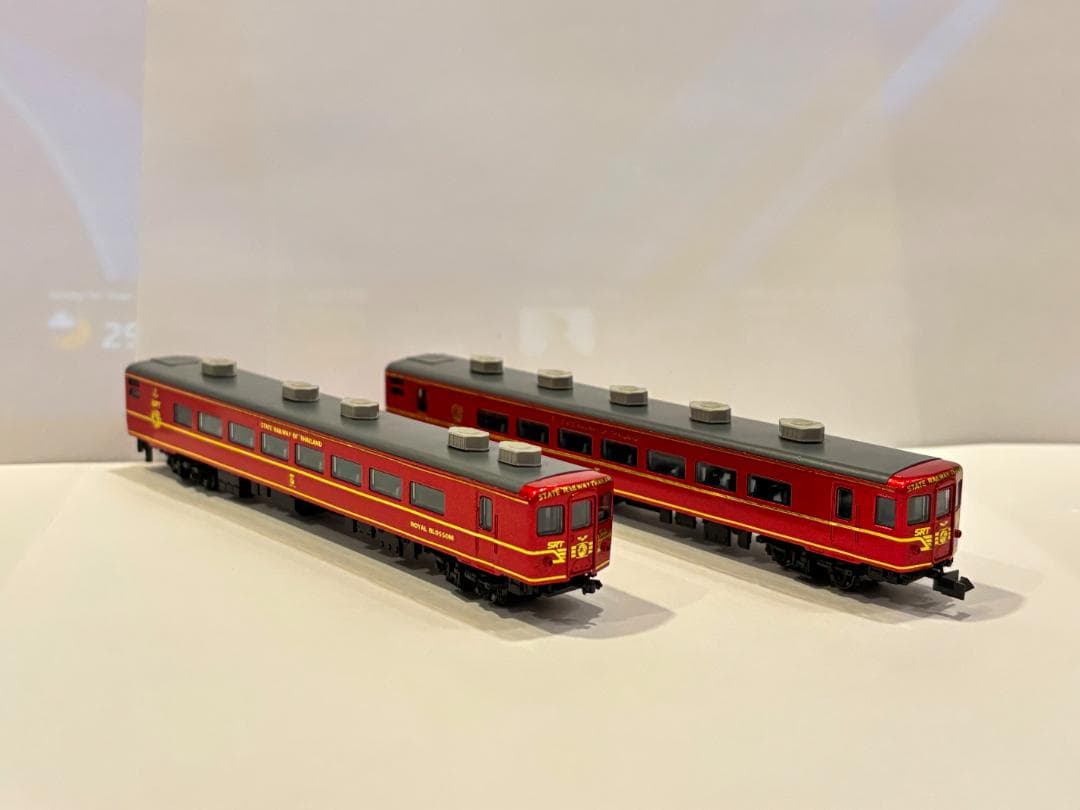 タイ国鉄 14系 ロイヤルブロッサム タイプ KATO加工品 (10-1138)
