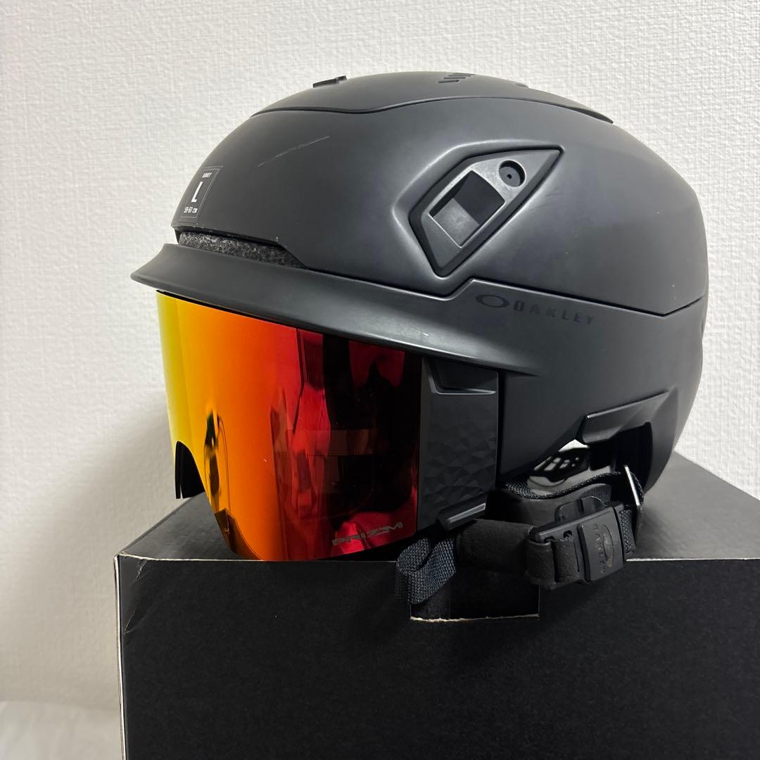 OAKLEY　MOD7　オークリー　スノーボード ヘルメット　スキー