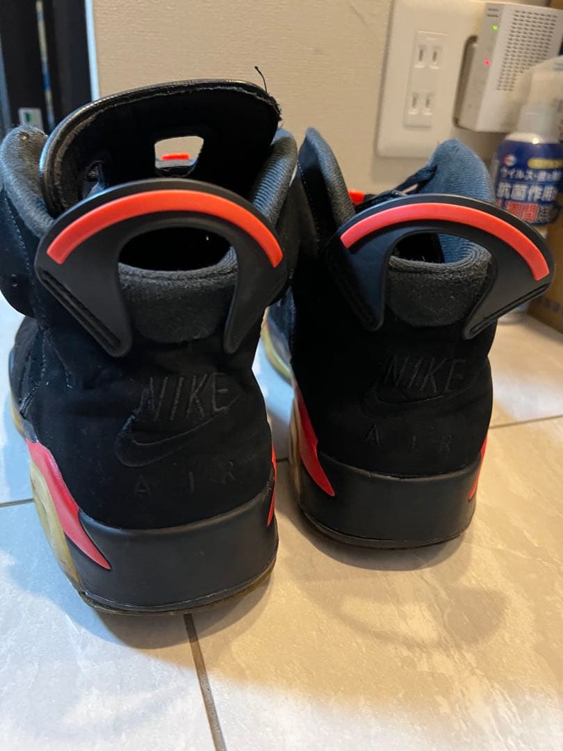 Nike Air Jordan 6 ブラック/オレンジ